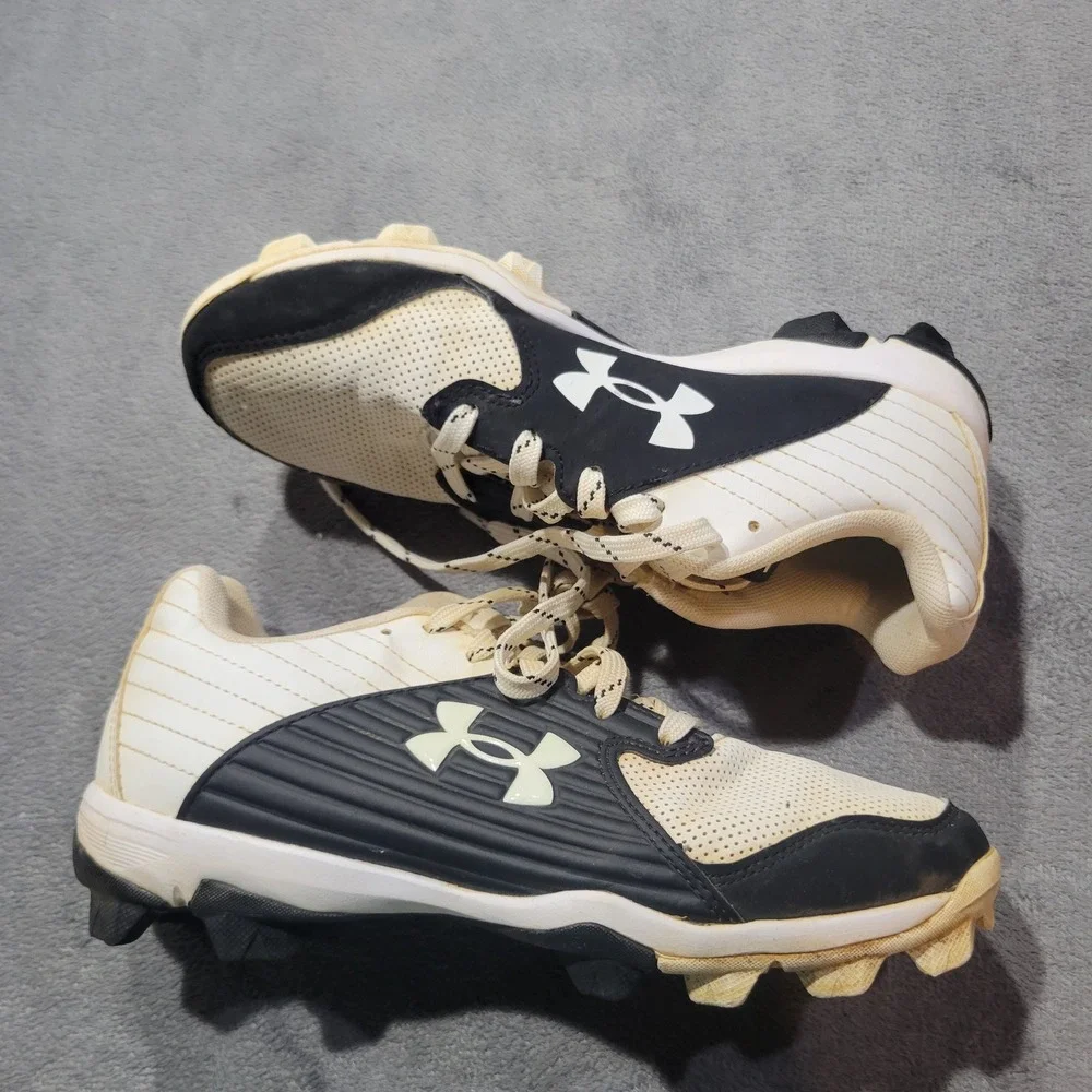 Under Armour Baseball‎ Cleats Kids 4.5Y White Leadoff 3023449-100 Athletic Shoes